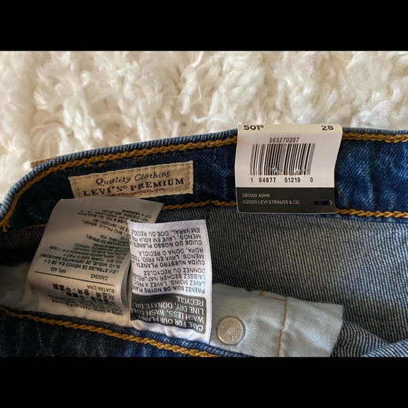 Levi’s 501 High Rise Jean Shorts - Picture 5 of 8